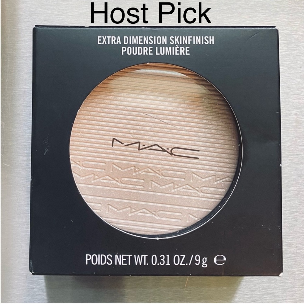 NIB Mac Double Gleam Extra Dimension Skinfinish
Liquid-Powder Highlighter